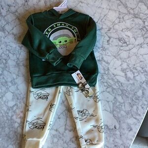Star Wars sweatshirt and sweatpants